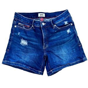 Tommy Jeans ~ Denim Shorts ~ Medium Wash ~ mid rise ~ size 2 / W26